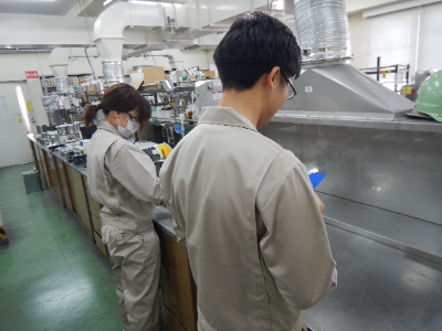 川上塗料(株)【東証スタンダード上場】