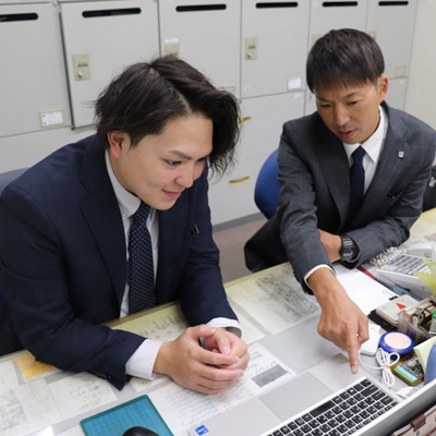 モーダルウィンドウを開きます