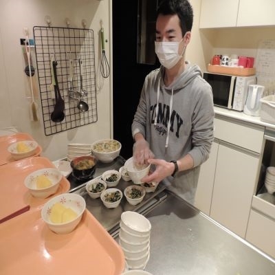 モーダルウィンドウを開きます