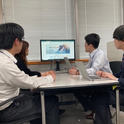 モーダルウィンドウを開きます