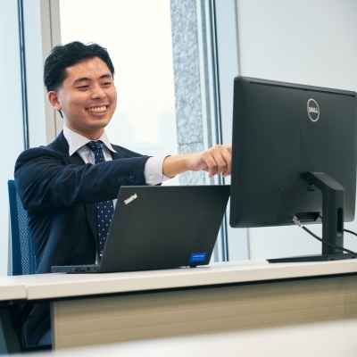 ジブラルタ生命保険(株)【本社スタッフコース】のサムネイル画像0