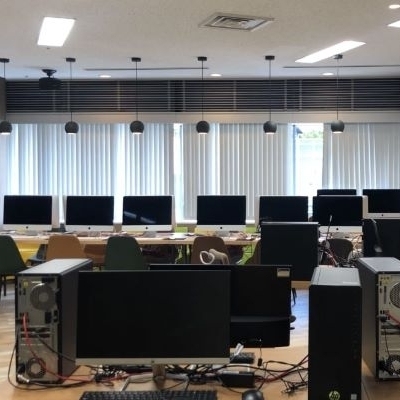 モーダルウィンドウを開きます