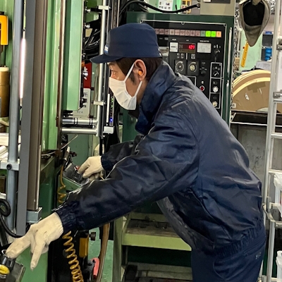 モーダルウィンドウを開きます