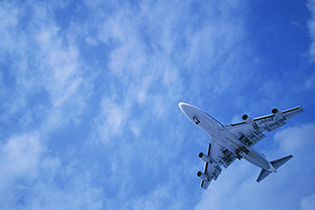 青空と飛行機